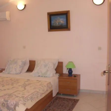 Apartment Dinastija