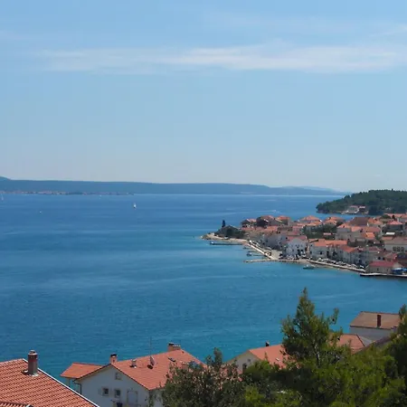 Dinastija *
