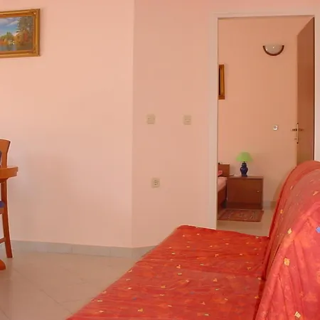 Dinastija Apartment Kali
