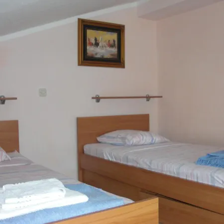 Dinastija Apartment