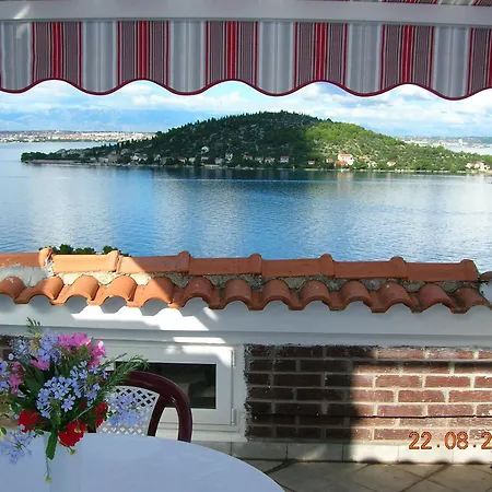 Apartment Dinastija Kali