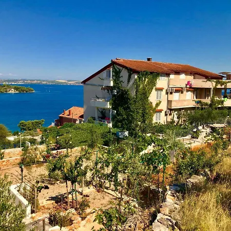 Apartment Dinastija *