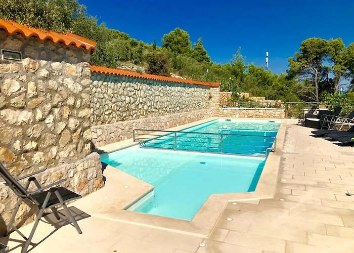 Dinastija Apartment Kali